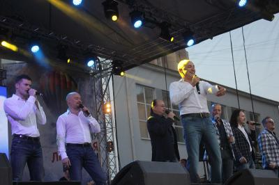 «Хор Турецкого» устроил в Рязани народное караоке